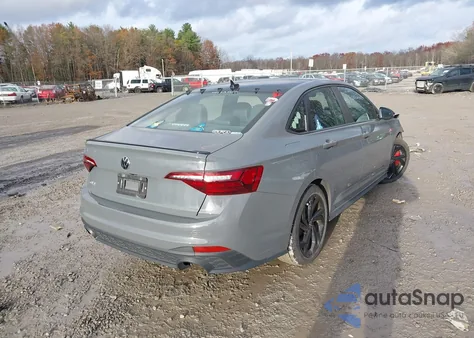 2024 Volkswagen Jetta Gli 2.0T Autobahn z USA, uszkodzony, nr VIN 3VW2T7BU6RM010368